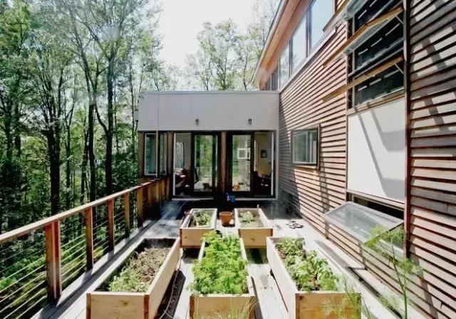 100個寧靜迷人的露台花園，收藏起來建院子時用！