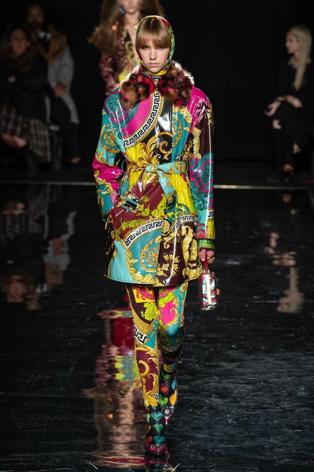 Versace 2019早秋系列——復古與女權主義