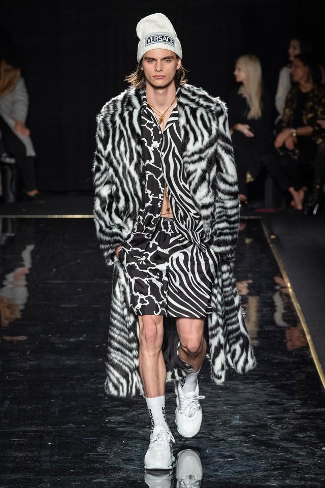 Versace 2019早秋系列——復古與女權主義