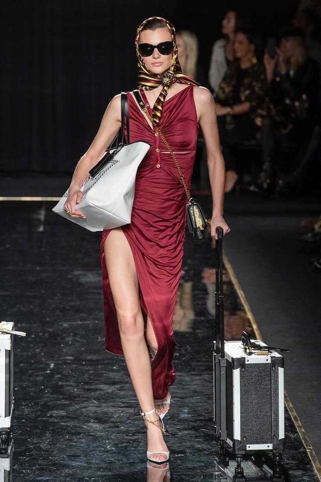 Versace 2019早秋系列——復古與女權主義