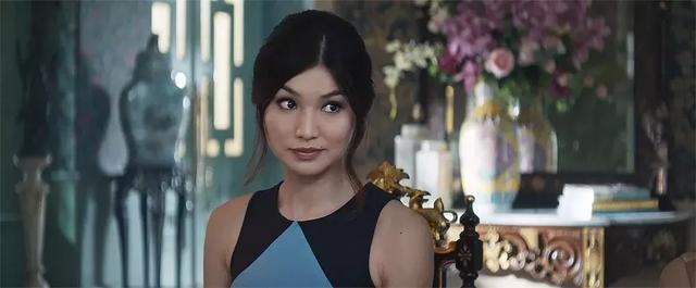 Valentino不再僅僅是”仙女裙“的代名詞，這季演繹全新“氣勢恢弘的美”