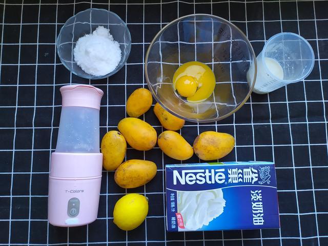 夏天雪糕別再買著吃了，自己做健康無添加，孩子多吃兩根也放心