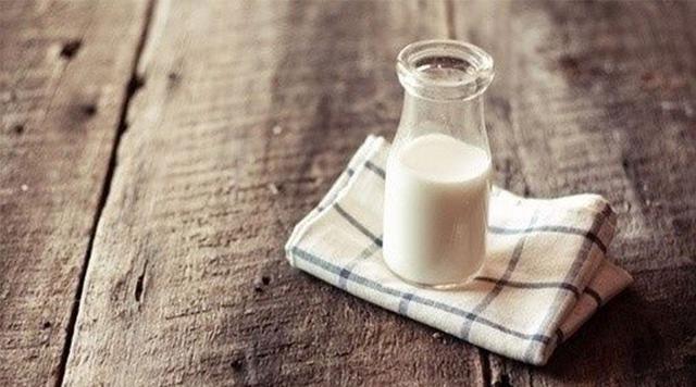 什麼時候喝牛奶最好？ 這8種人喝奶可能傷身