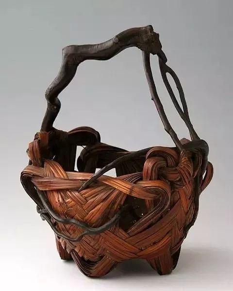 竹籃也可以這麼藝術，太美了！