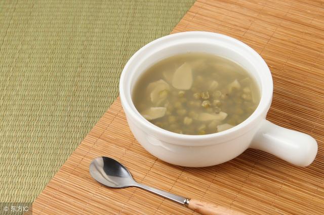 每天喝點綠豆湯，對身體有6大好處，難怪夏天都要喝~