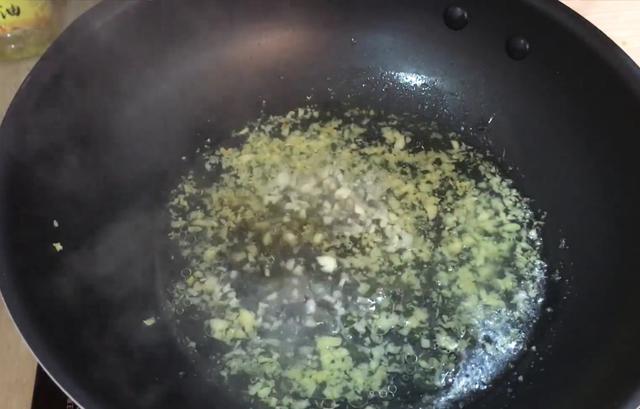 炒菜為什麼放蠔油，“蠔油生菜”這麼做真絕了