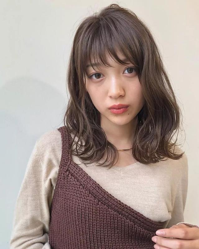 跟著日本小姐姐做這些髮型，能讓你在冬季美上天！